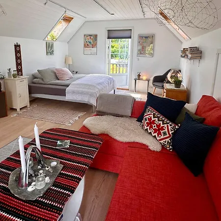 Lägenhet Bekkethun - Cozy Loft Retreat On Historic Grounds In *