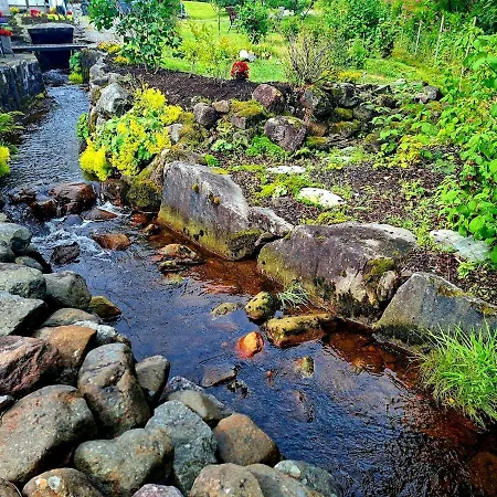 Bekkethun - Cozy Loft Retreat On Historic Grounds In Skånevik