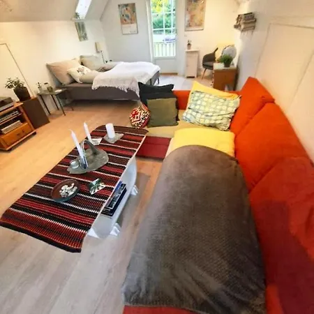 Lägenhet Bekkethun - Cozy Loft Retreat On Historic Grounds In